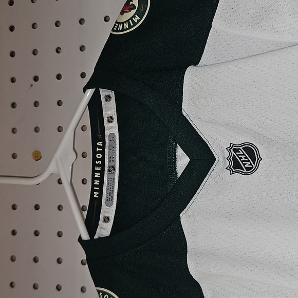 NHL Minnesota Wild Children's Hockey Jersey Size 2/4T - Picture 4 of 11
